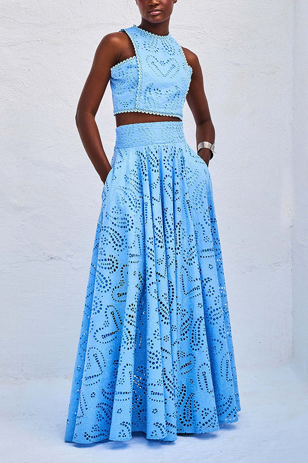 Ensemble deux pièces avec broderies et jupe longue taille haute avec poches