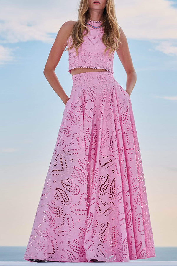 Ensemble deux pièces avec broderies et jupe longue taille haute avec poches