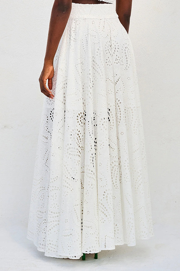 Ensemble deux pièces avec broderies et jupe longue taille haute avec poches